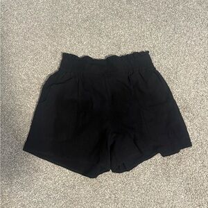 Black High Waisted Shorts Size‎ Medium